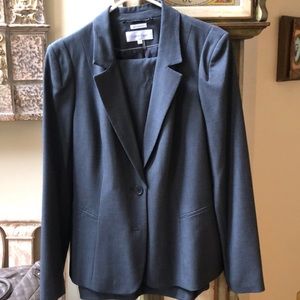 Calvin Klein Gray Pants Suit